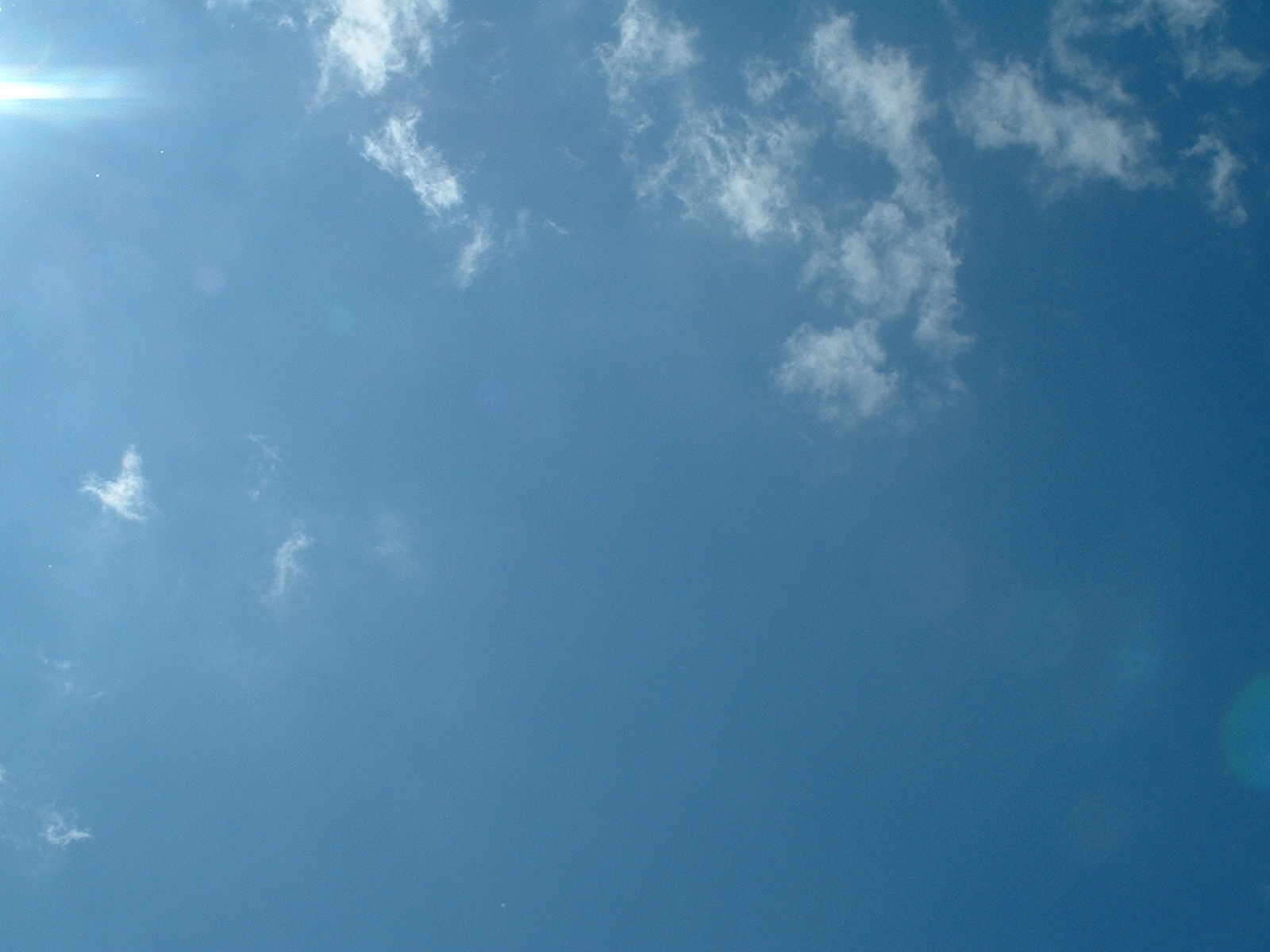 Never saw the Sun, shining so bright, never saw things, going so right